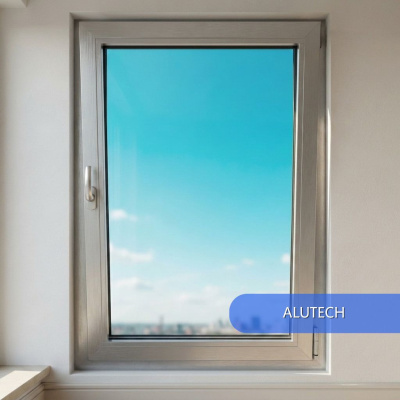 Одностворчатое окно из теплого алюминиевого профиля Alutech 900х1400 мм